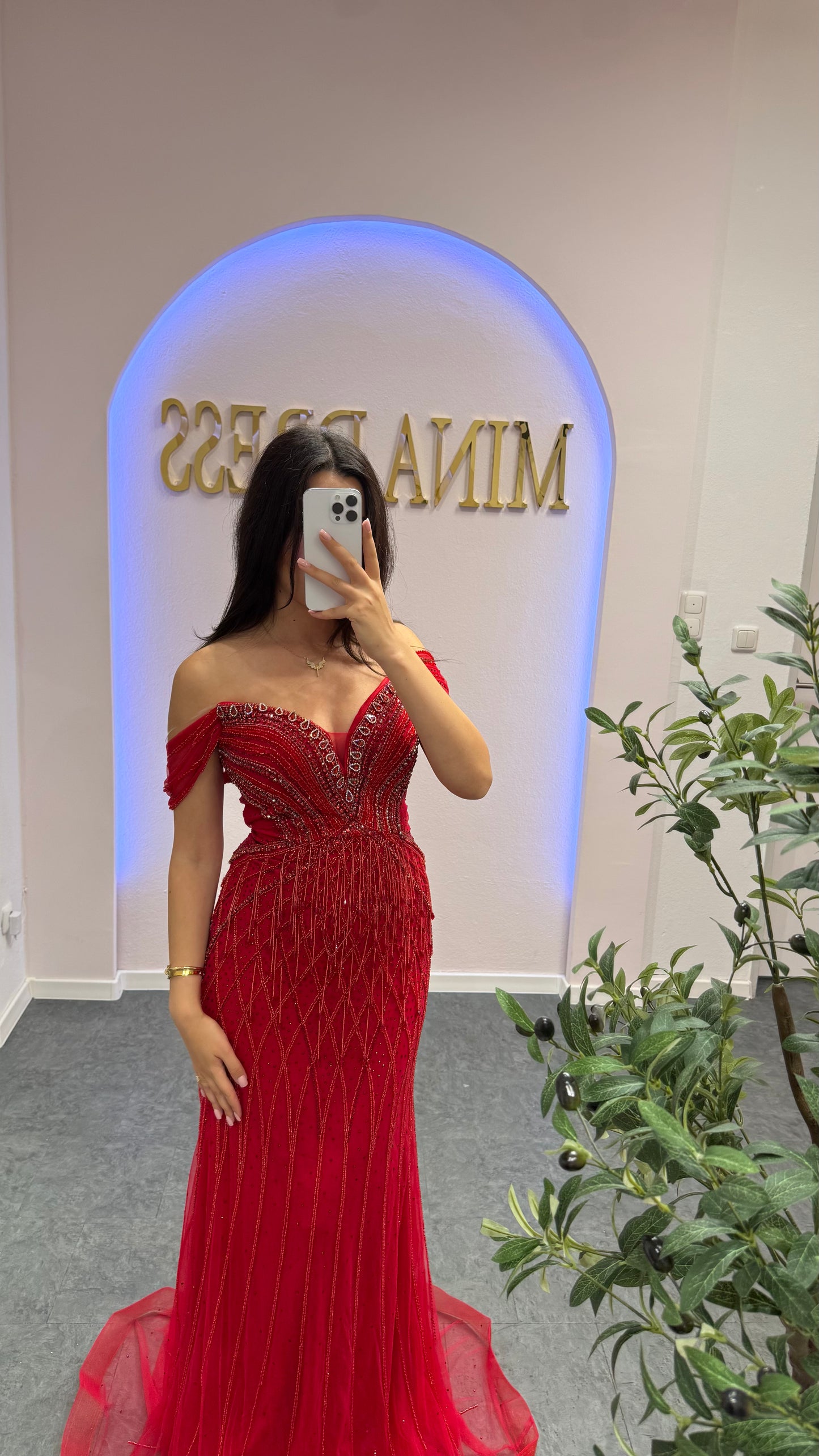 MinaRed - Verlobungskleid